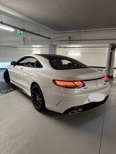 Rückseite von Mercedes S500 S63 AMG mieten in Dortmund