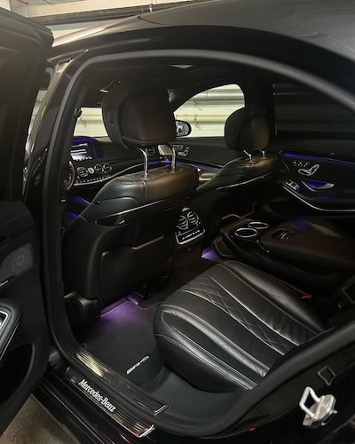 Rücksitze von Mercedes Benz S500 AMG mieten in Dortmund