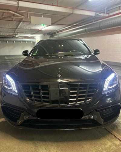 Frontansicht von Mercedes Benz S500 AMG mieten in Dortmund