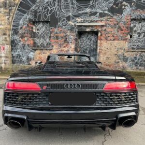 Rückansicht von Audi R8 V10 Spyder mieten in Dortmund