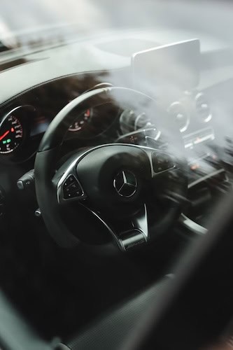 Interieur von Mercedes GLC63 S AMG mieten in Dortmund