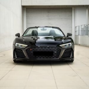 Frontansicht vom Audi R8 Spyder Performance in Stuttgart