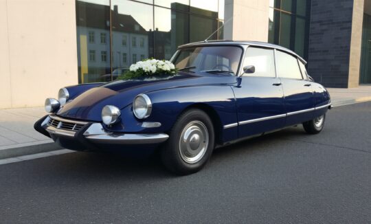 Citroen ID19 Oldtimer mieten in Essen hero