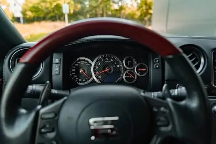 Lenkrad vom Nissan GT-R in Frankfurt