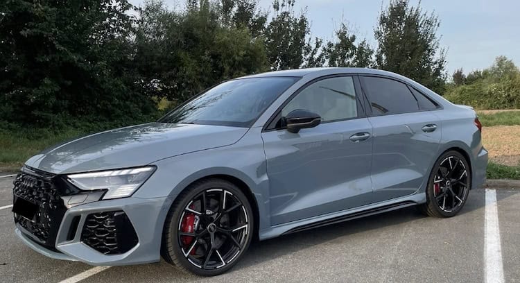 Seitenansicht vom Audi RS3 in Frankfurt