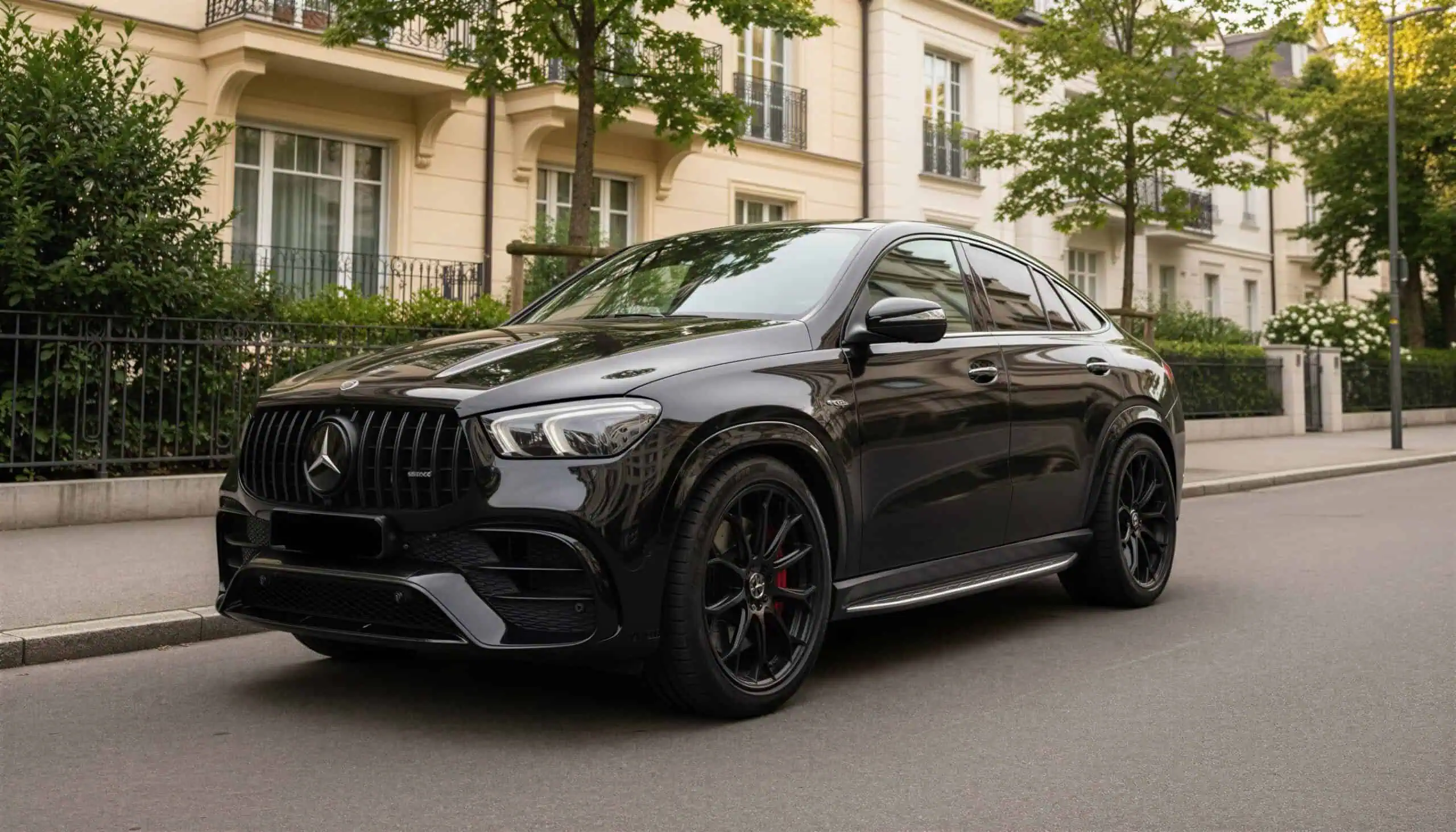 Mercedes GLE 63S AMG mieten in München hero