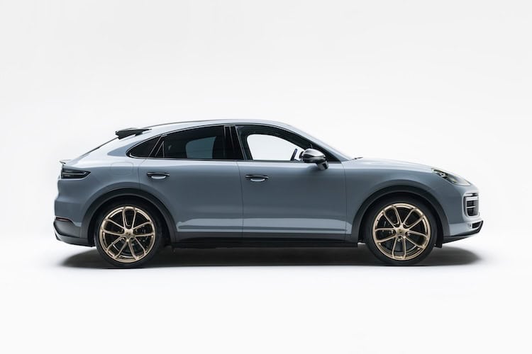 Seitenansicht vom Porsche Cayenne Turbo GT in Köln