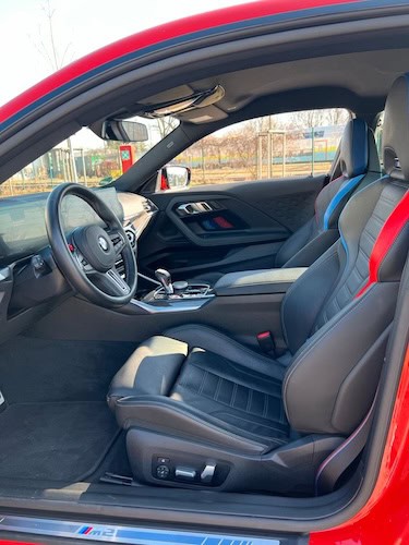 Innenansicht vom BMW M2 in München