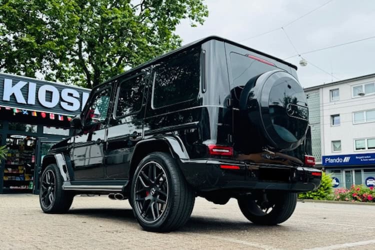 Heckansicht von Mercedes G Klasse in Duisburg