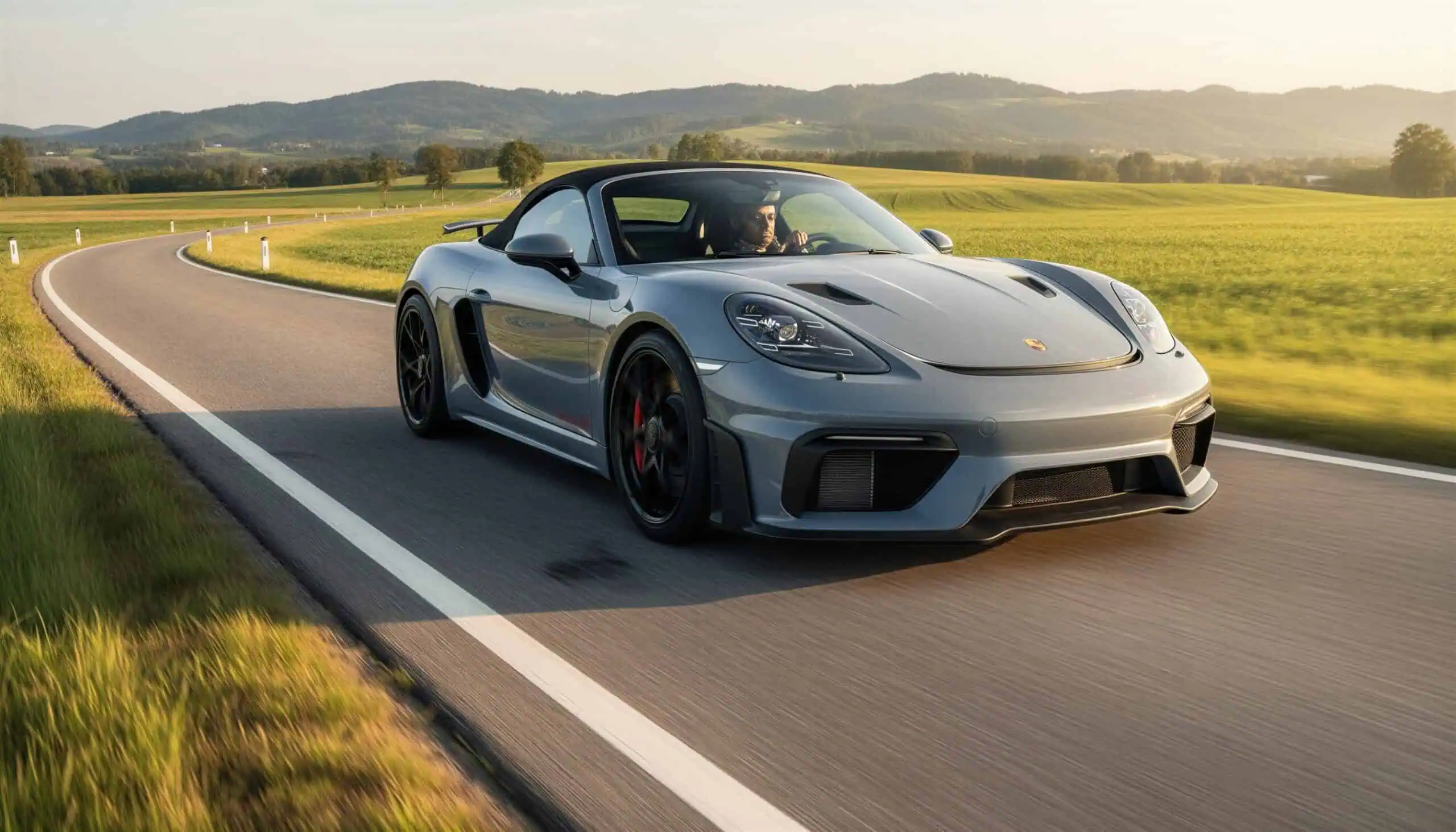 Porsche 718 Spyder RS mieten bei München hero