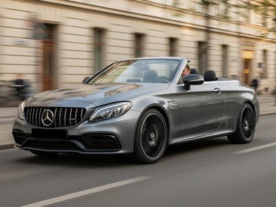 Mercedes-Benz C63S AMG Cabrio mieten in Berlin hero