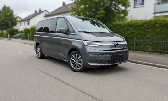 VW T7 Multivan mieten bei Hannover hero