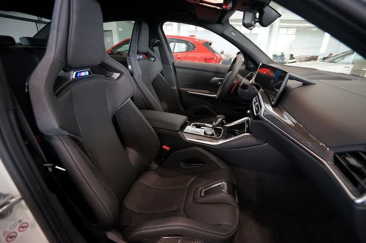 Sitze vorne vom BMW M3 Competition in Paderborn