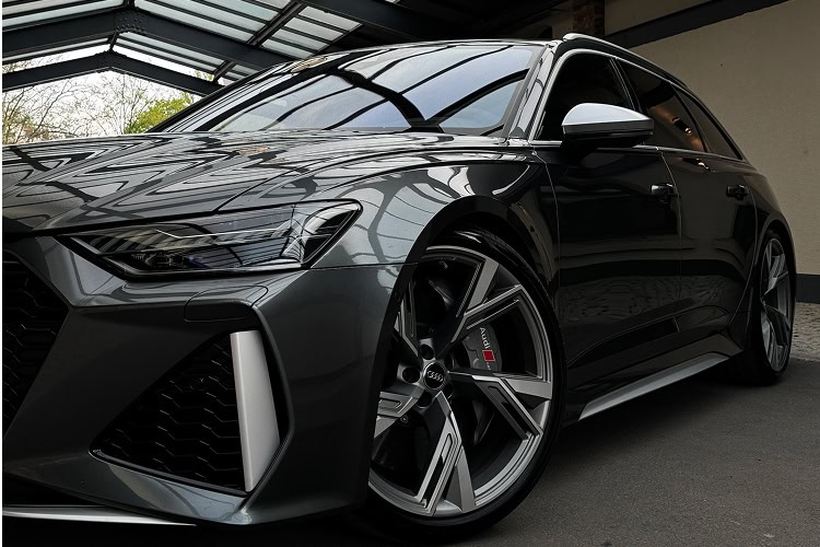 Seitenansicht Audi RS6