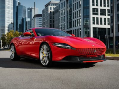 Ferrari Roma mieten in Frankfurt hero