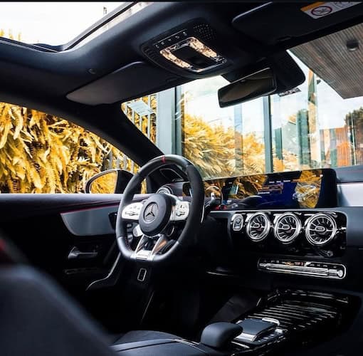 Interior vom Mercedes CLA 45s AMG in Köln