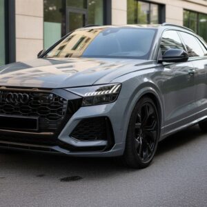 Audi RSQ8 mieten in München hero