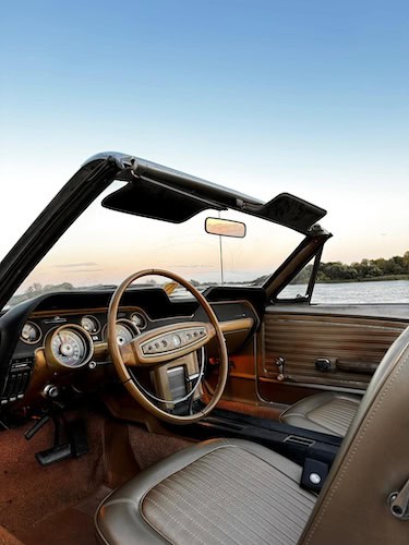 Interior vom Ford Mustang Cabrio Oldtimer in Hamburg