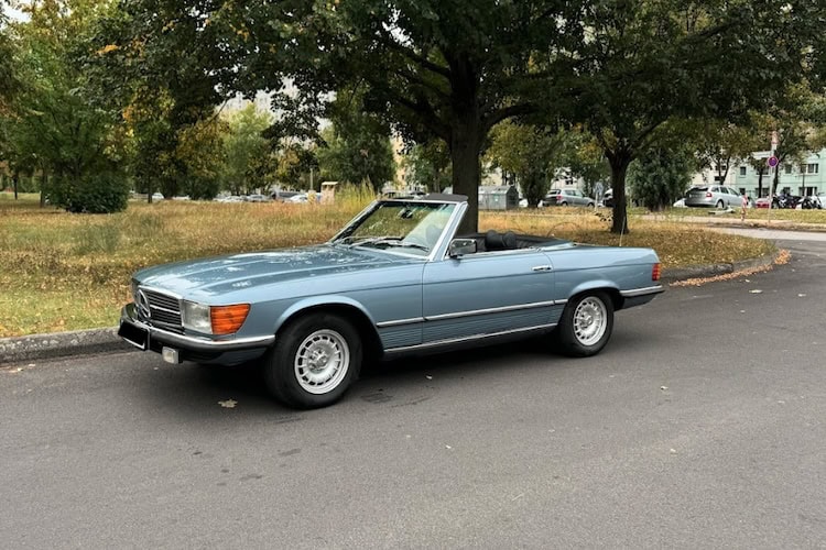 Mercedes SL 450 Oldtimer mieten in Berlin