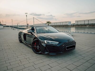 Audi R8 Cabrio V10 vorne rechts nahansicht