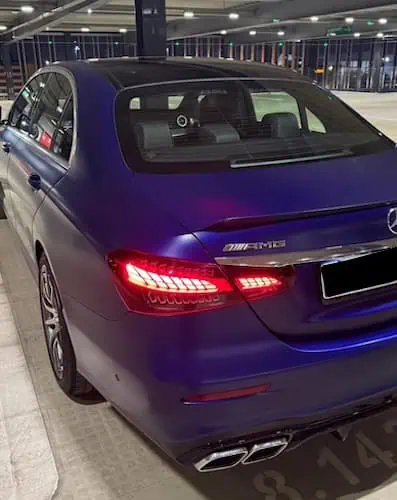 Heckansicht vom Mercedes E63 AMG in Frankfurt