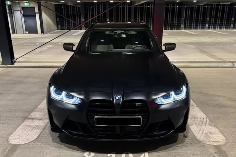 Frontansicht vom BMW M3 Touring in Frankfurt