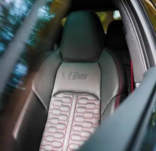 Sitz vom Audi RS6 in Einbeck