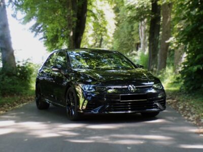 Golf 8 R mieten in Einbeck
