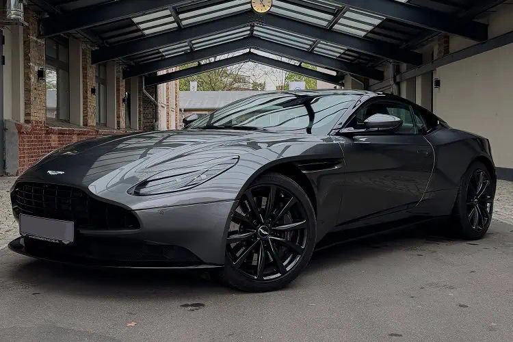 Aston Martin DB11 mieten