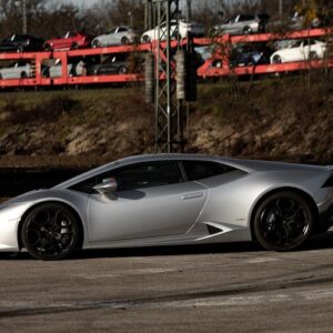 Seitenansicht vom Lamborghini Huracan in München