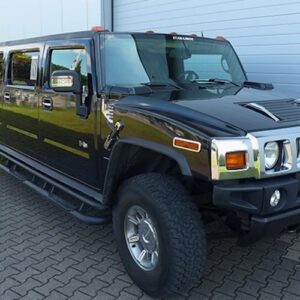 Frontansicht von Hummer H2 Stretchlimo in Dortmund