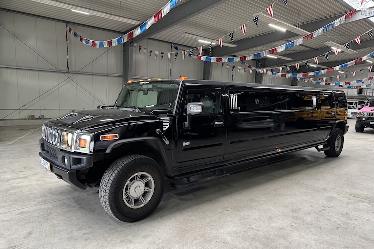 Hummer H2 Stretchlimo mieten in Dortmund