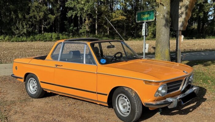 BMW 2002 Baur Cabrio Oldtimer mieten in München