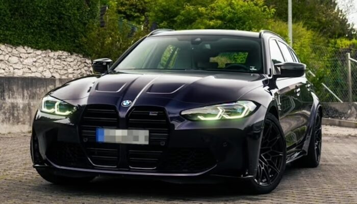 BMW M3 Touring mieten in Ulm