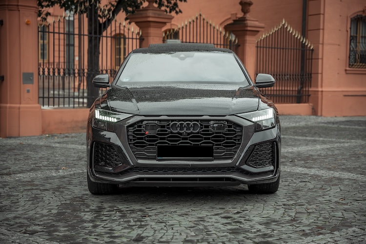 Frontansicht vom Audi RSQ8 in Frankfurt