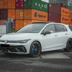 Golf 8R mieten in Frankfurt