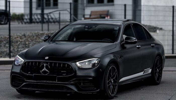 Mercedes E63s AMG mieten in Siegen