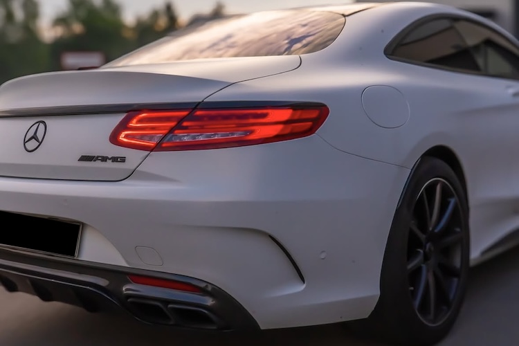 Heck vom Mercedes S63 AMG Coupe in Siegen