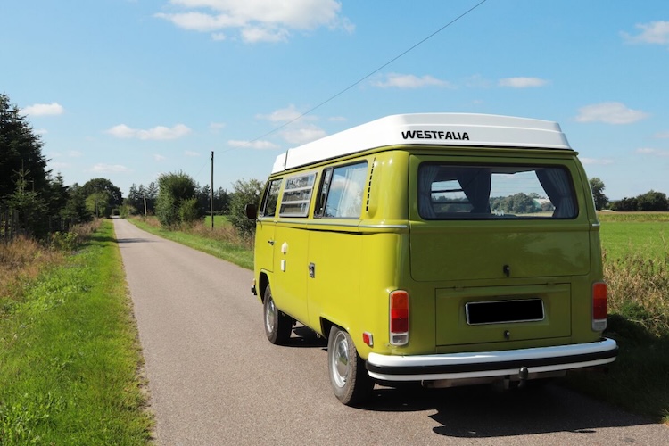 Heckansicht vom VW T2b in Flensburg