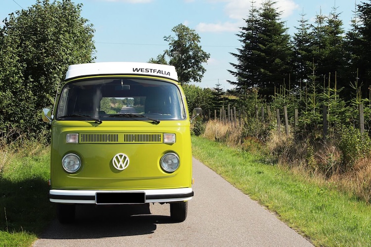 Frontansicht vom VW T2b in Flensburg