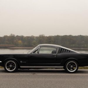 Seitenansicht vom Ford Mustang Fastback in Hamburg