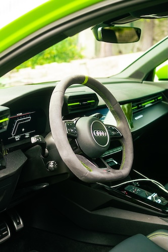 Interior von der Audi RS3 Limousine in Ulm