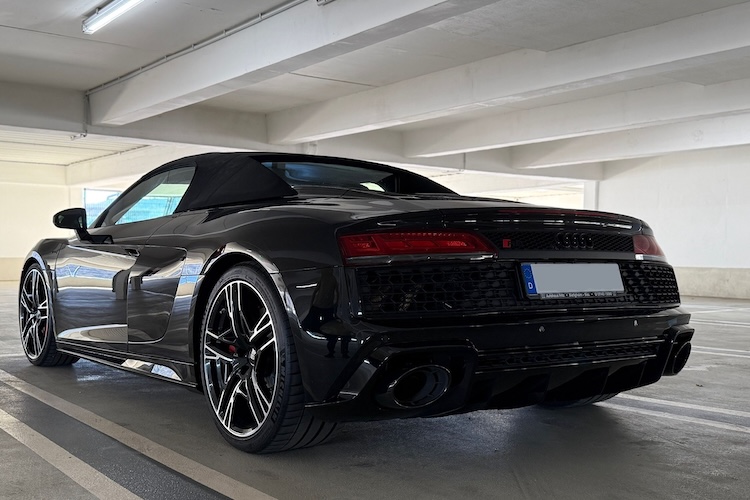 Heckansicht vom Audi R8 in Dortmund
