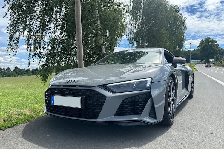 Frontansicht vom Audi R8 V10 Spyder in Dortmund