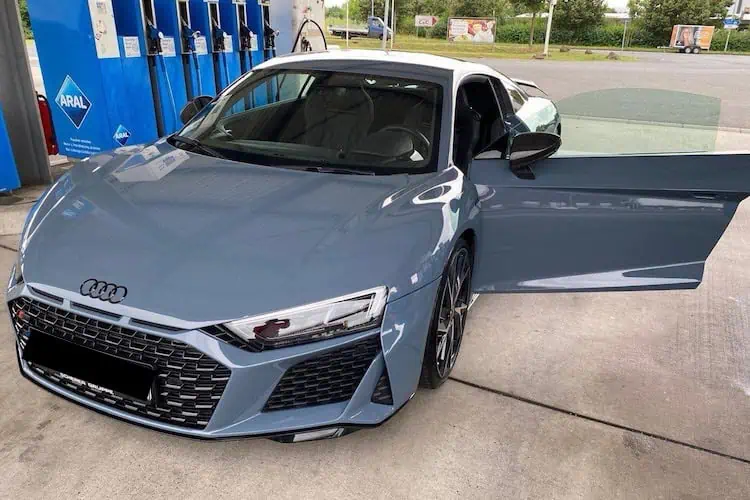 Audi R8 V10 Performance mieten in Nürnberg