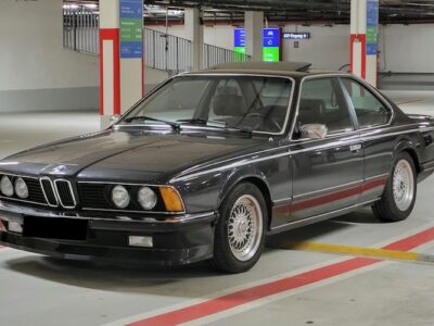 Frontansicht vom BMW 635 CSi E24 in München