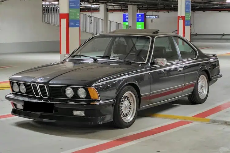 Frontansicht vom BMW 635 CSi E24 in München