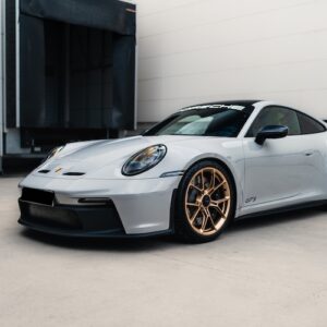 Seitenansicht vorne vom Porsche 911 GT3 in Stuttgart