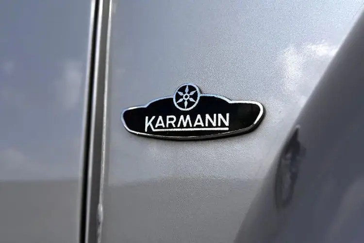 Außenansicht om VW Käfer Cabrio Oldtimer in Hamburg