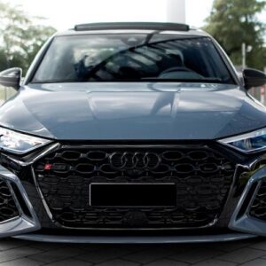 Frontansicht vom Audi RS 3 in Düsseldorf